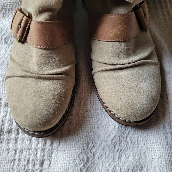 Modern Vintage Slouched Over the Ankle Zip up Belted Stacked Heel Boots - Picture 7 of 13